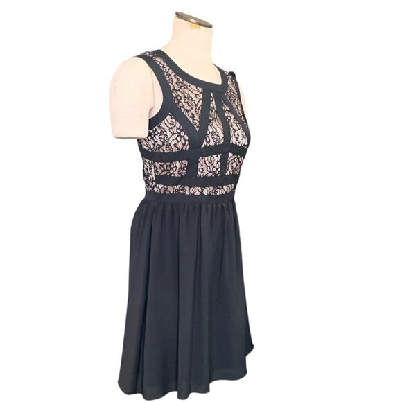NWT Gianni Bini Averia Dress Lace Lined Bodice Sz 6 Black #132E - Picture 3 of 9